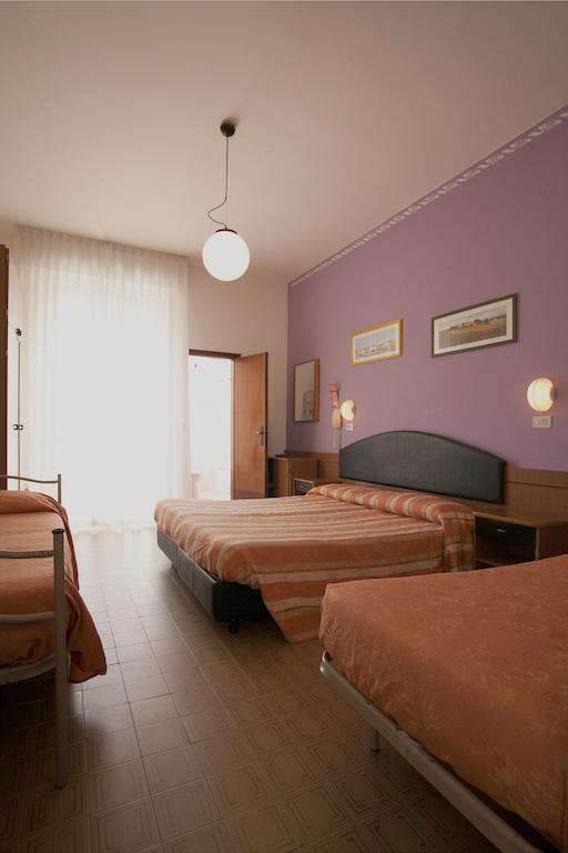 Hotel Meritime Bellaria-Igea Marina Kamer foto