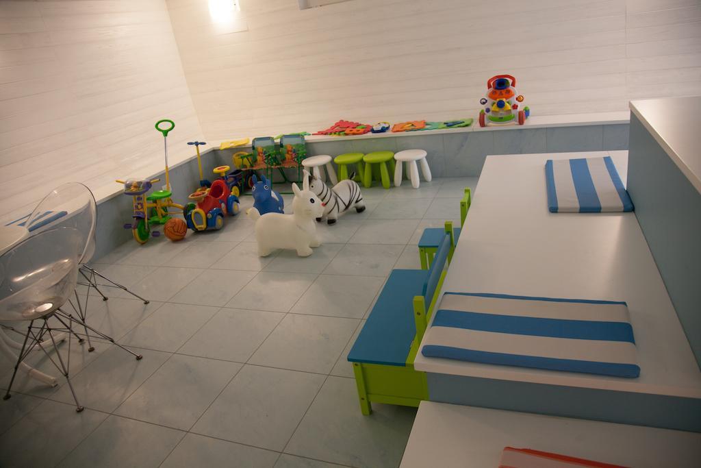 Hotel Meritime Bellaria-Igea Marina Buitenkant foto