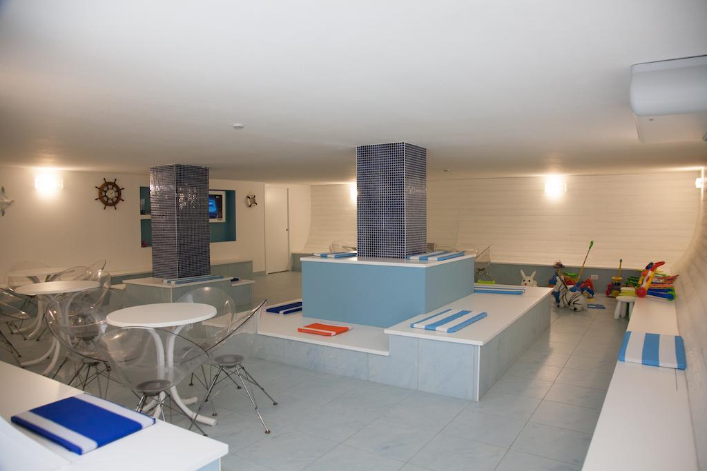 Hotel Meritime Bellaria-Igea Marina Buitenkant foto